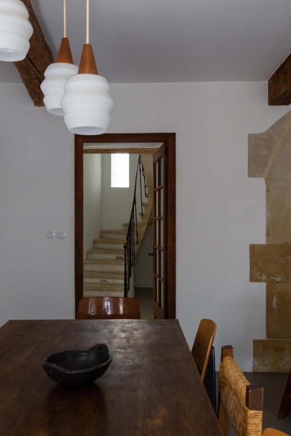 La Perroya Hotel Visan Екстериор снимка